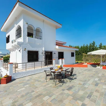 Villa Odysseas *