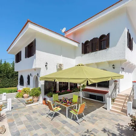Odysseas Villa *